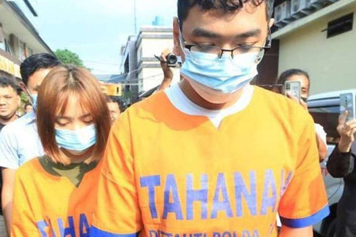 Wanita Berkebaya Merah di Video Mesum Diduga Berkepribadian Ganda